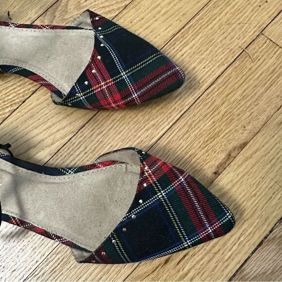 Old Navy size 6 red plaid flats - Picture 2 of 5